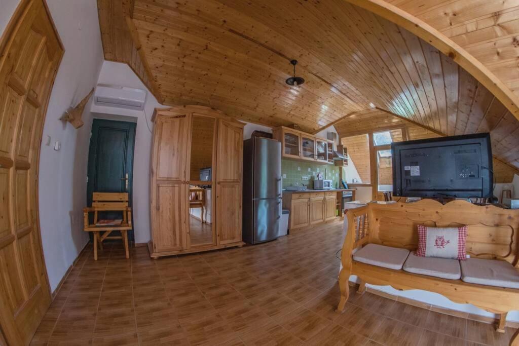 Borissza Vendégház  Ostoros Esterno foto